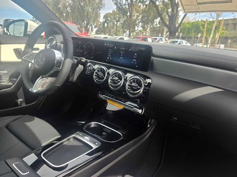 New 2026 Mercedes-Benz CLA 250 4MATIC image 12