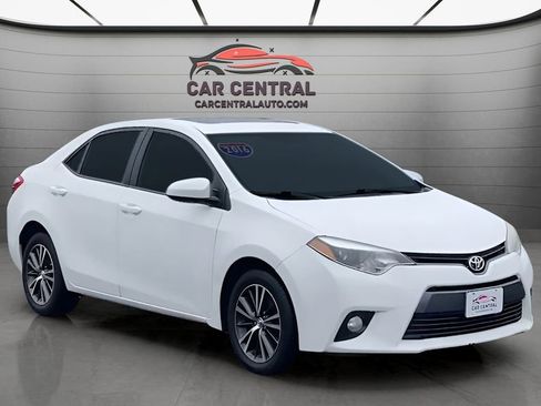 Used 2016 Toyota Corolla LE image 6