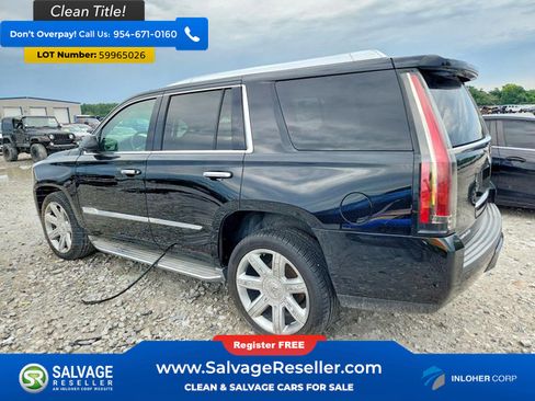 Used 2015 Cadillac Escalade Luxury AWD/4WD image 3
