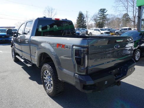 Used 2022 Ford F350 Lariat image 10