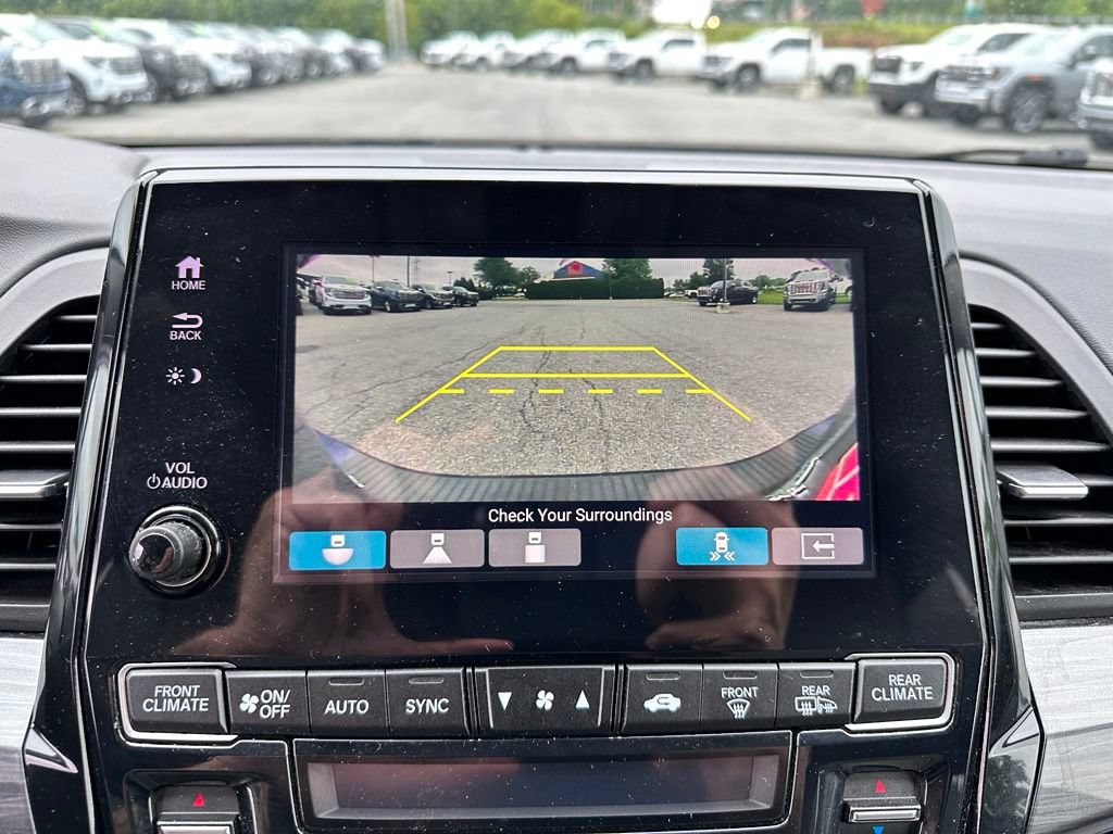 Used 2022 Honda Odyssey Elite image 32