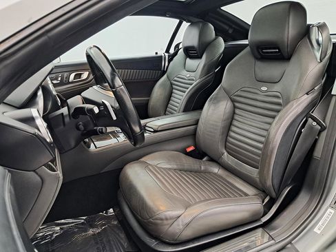 Used 2016 Mercedes-Benz SL 550 AMG Pkg image 11