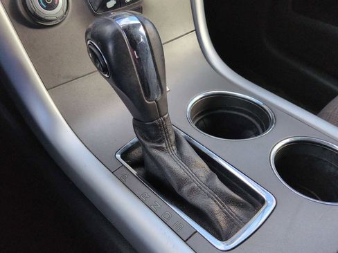 Used 2013 Ford Edge SEL image 30