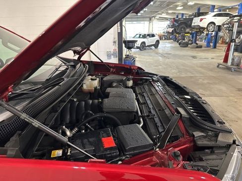 Used 2023 Chevrolet Silverado 1500 LT image 39