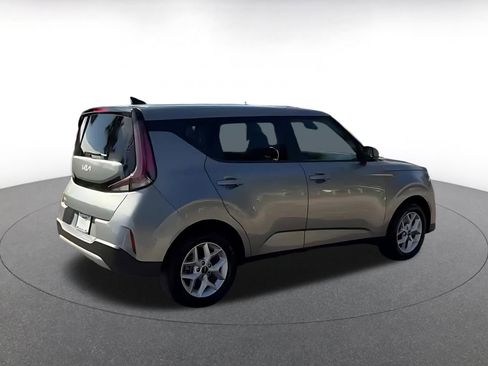 Used 2025 Kia Soul LX w/ Option Group 015 image 11