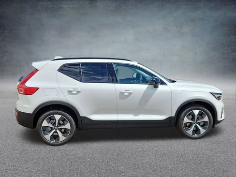 New 2026 Volvo XC40 B5 Plus w/ Protection Package Premier image 8