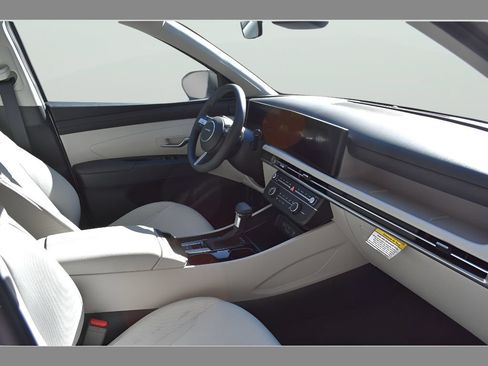 New 2026 Hyundai Tucson SE FWD image 14