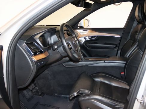 Used 2018 Volvo XC90 T6 Inscription w/ Convenience Package image 36