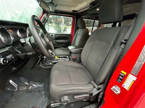 Used 2022 Jeep Wrangler Unlimited Sport image 19
