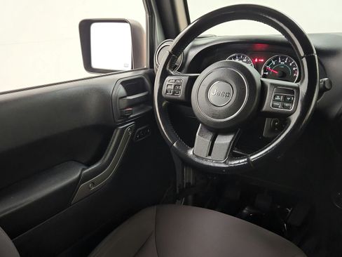 Used 2015 Jeep Wrangler Unlimited Sport w/ Quick Order Package 23S AWD/4WD image 21