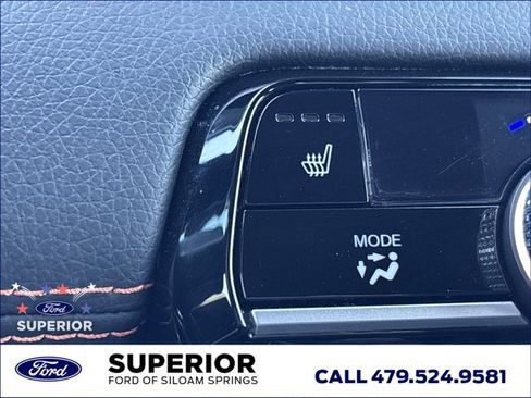 Used 2025 Honda Pilot Sport image 33