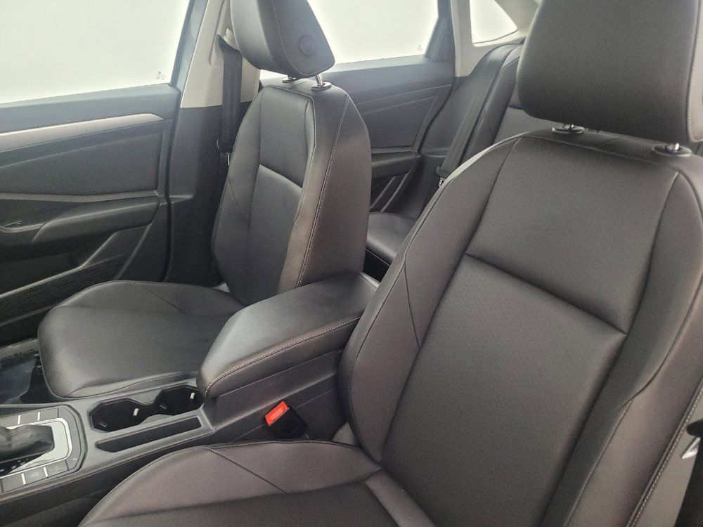 Used 2019 Volkswagen Jetta SE FWD image 17