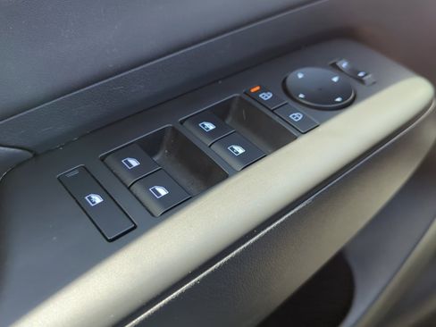 Certified 2025 Hyundai Kona Limited image 12