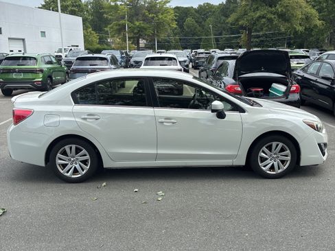 Used 2016 Subaru Impreza 2.0i Premium w/ Popular Package #2 AWD/4WD image 10