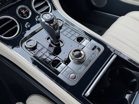 New 2026 Bentley Continental GTC image 31