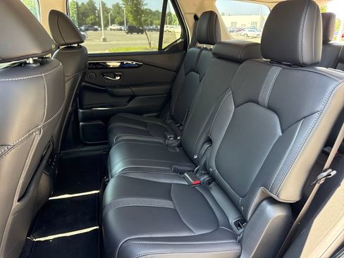 Used 2024 Honda Pilot Touring image 32