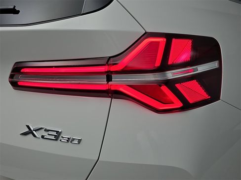 New 2026 BMW X3 xDrive30 w/ Convenience Package image 33
