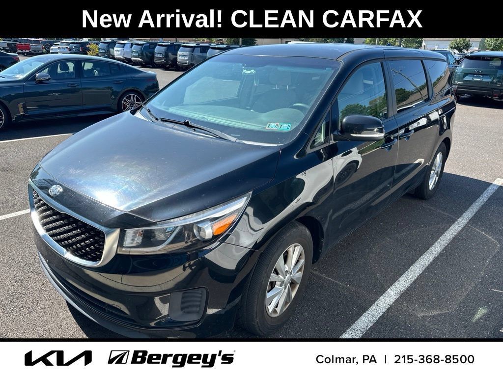 Used 2018 Kia Sedona LX FWD image 1