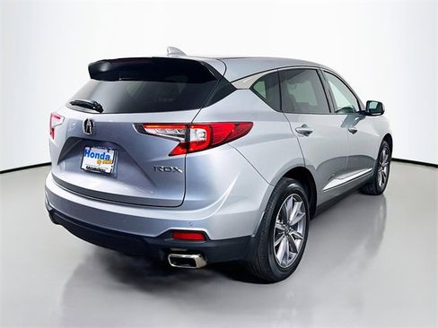 Used 2023 Acura RDX w/ Technology Package image 9