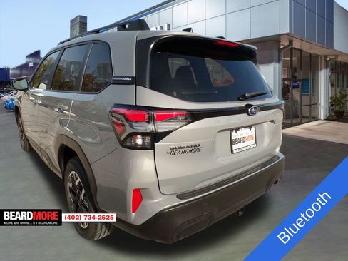 Used 2025 Subaru Forester Premium image 5