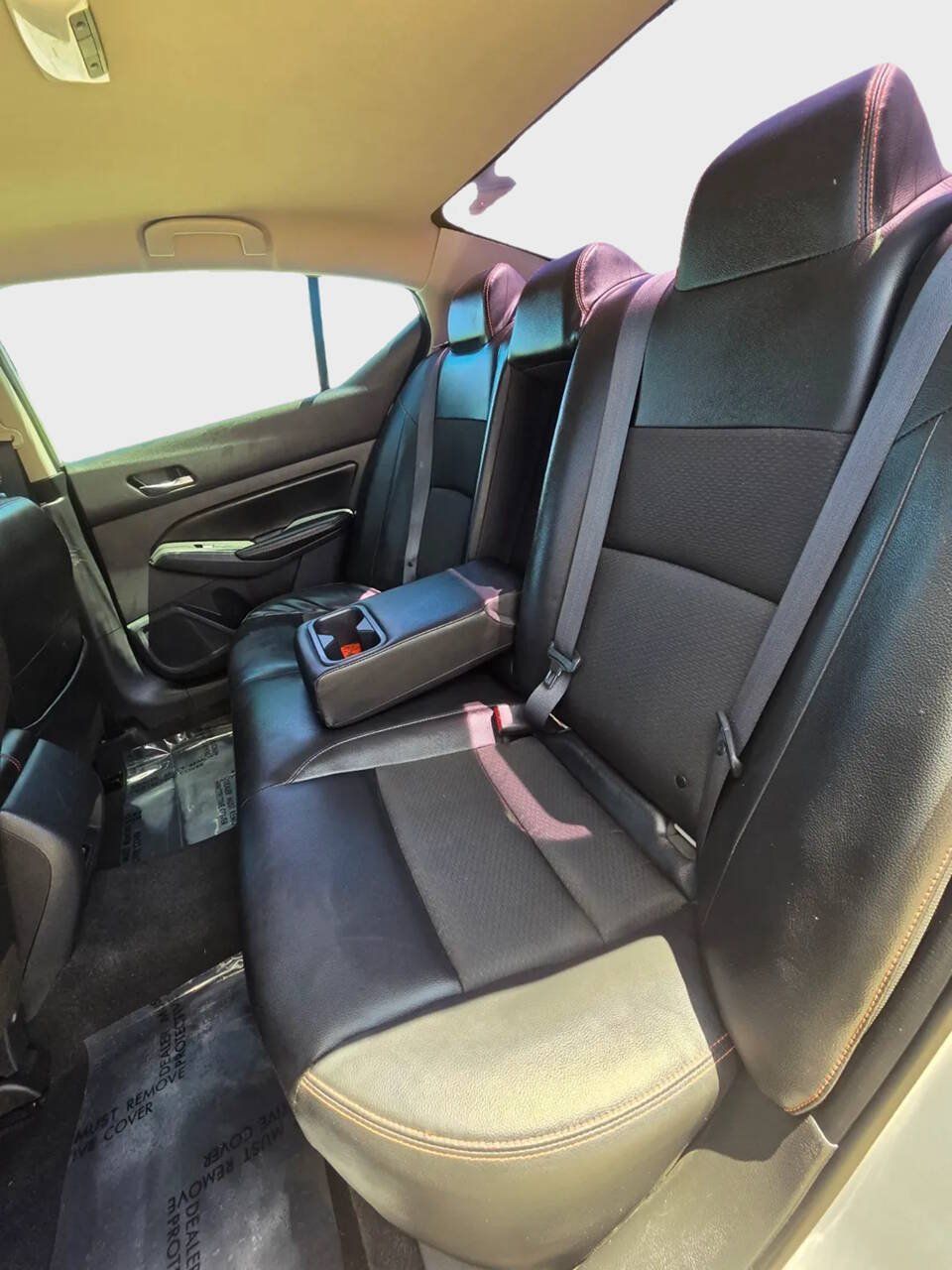 Used 2022 Nissan Altima 2.5 SR FWD image 12
