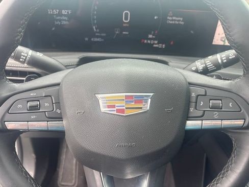Certified 2025 Cadillac XT4 Premium Luxury AWD/4WD image 8