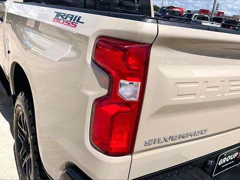 Used 2023 Chevrolet Silverado 1500 LT Trail Boss w/ Protection Package image 29