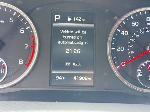 Used 2022 Kia K5 GT-Line FWD image 34