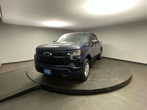 Certified 2023 Chevrolet Silverado 1500 RST image 3