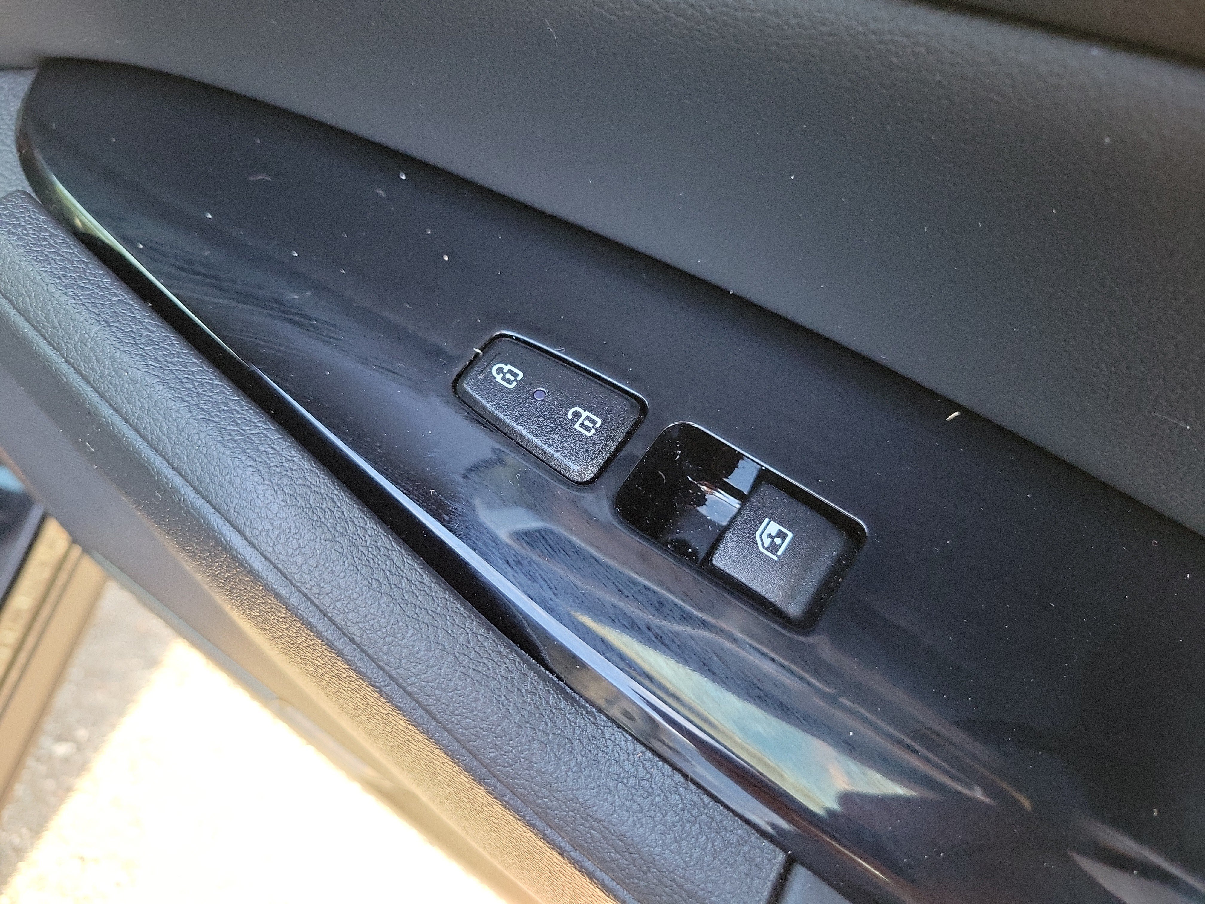 Certified 2025 Kia Sportage X-Pro Prestige AWD/4WD image 9
