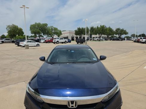 Used 2020 Honda Accord LX image 5
