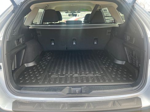 Certified 2025 Subaru Outback Premium w/ Popular Package #1A image 11