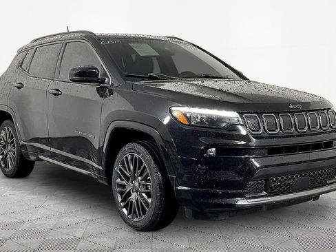 Used 2022 Jeep Compass High Altitude AWD/4WD image 3
