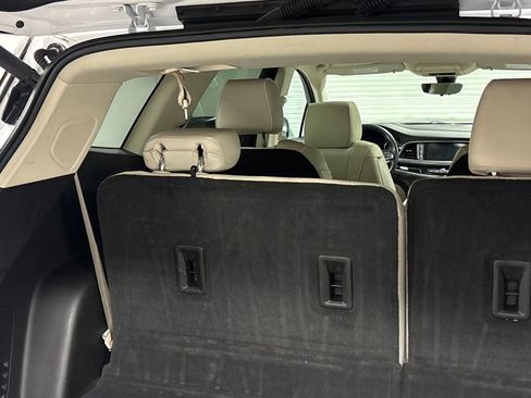 Used 2023 Buick Enclave Avenir w/ Trailering Package, 5000 lbs. image 20