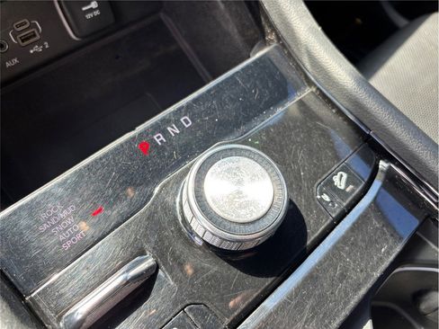 Used 2021 Jeep Grand Cherokee L Overland w/ Luxury Tech Group IV image 40