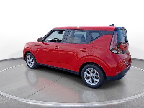 Used 2023 Kia Soul LX w/ LX Technology Package FWD image 10