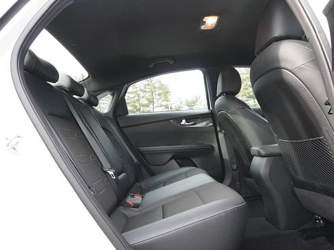 Used 2023 Kia Forte GT-Line image 35