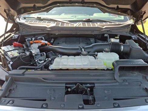 Certified 2023 Ford F150 Platinum w/ Equipment Group 701A High AWD/4WD image 30