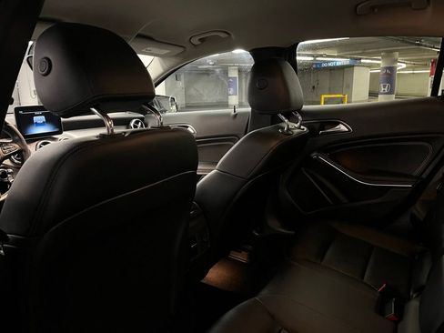 Used 2018 Mercedes-Benz GLA 250 image 18