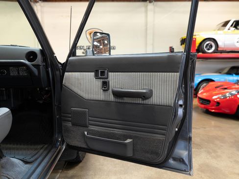 Used 1989 Toyota Land Cruiser image 70