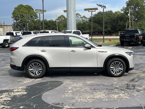 Used 2025 MAZDA CX-90 3.3 Turbo w/ Preferred Package AWD/4WD image 13