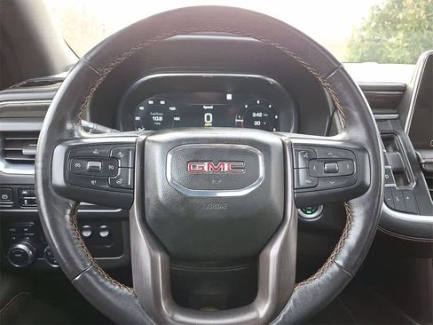 Used 2022 GMC Yukon AT4 image 16