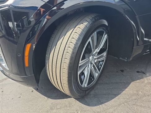 Certified 2024 Cadillac Lyriq Luxury AWD/4WD image 34