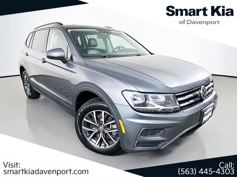 Used 2019 Volkswagen Tiguan SE image 1