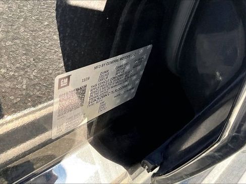 Used 2020 GMC Yukon SLT w/ Premium Edition image 14