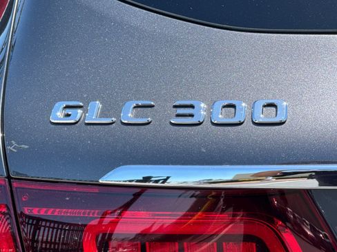 Used 2021 Mercedes-Benz GLC 300 4MATIC image 52