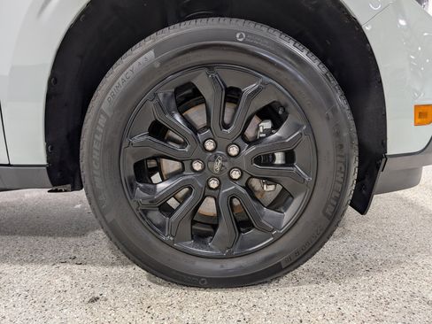 Used 2024 Ford Maverick Lariat w/ Black Appearance Package image 13