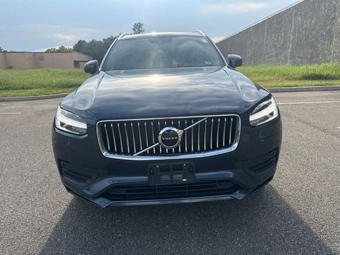 Used 2021 Volvo XC90 T6 Momentum w/ Climate Package AWD/4WD image 2