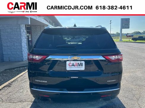 Used 2019 Chevrolet Traverse Premier w/ Driver Confidence II Package FWD image 5