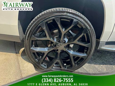 Used 2016 Cadillac Escalade ESV Luxury RWD image 39